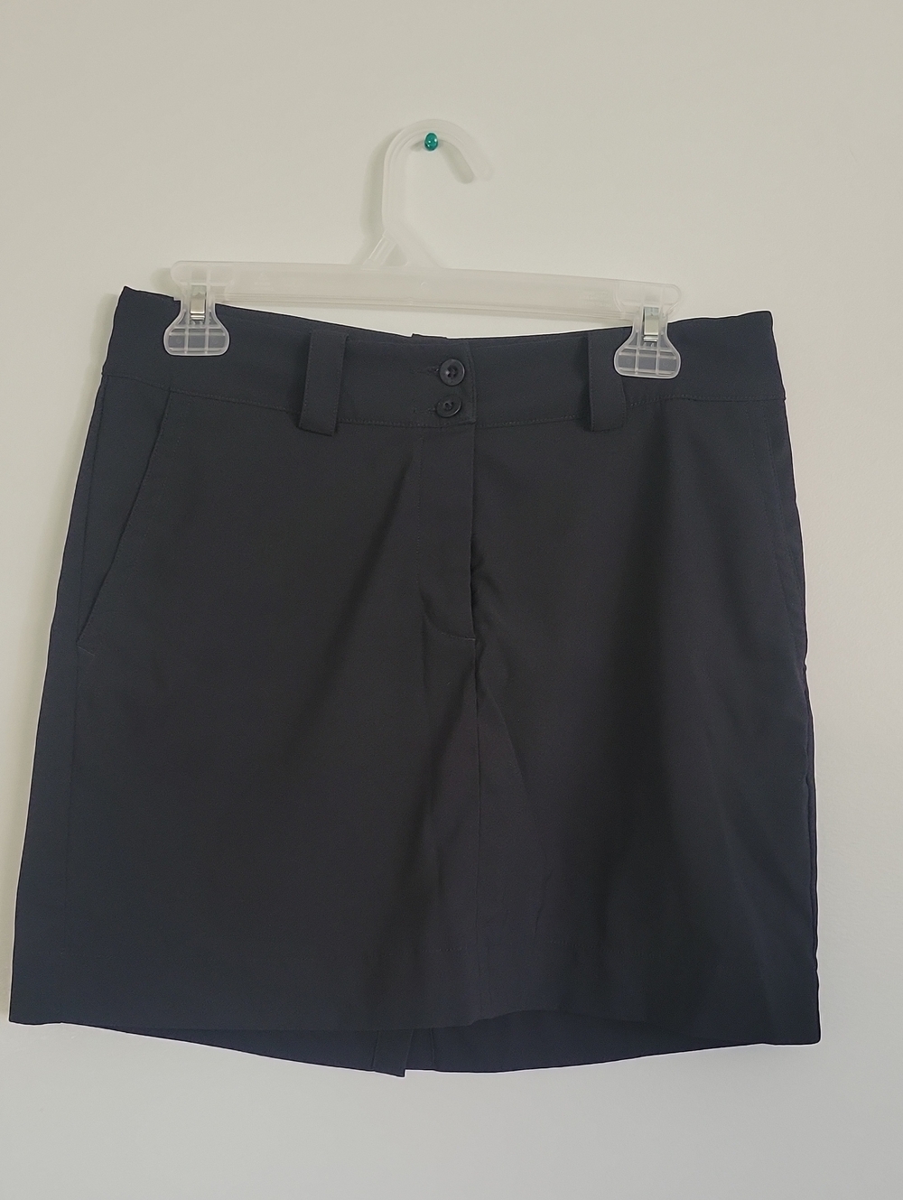 Womans BLACK nike Gold Skort Size 4 - Mint Condition (1051)